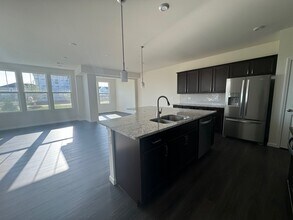 12766 South Nicholas Dr in Plainfield, IL - Building Photo - Building Photo