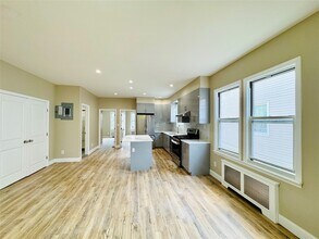 78-29 84th St in Queens, NY - Building Photo - Building Photo