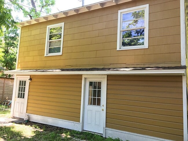 property at 417 Patterson St