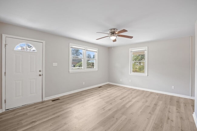 117 Kitt Dr in Jacksonville, NC - Building Photo - Building Photo