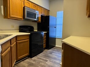 Big Spring Village in Big Spring, TX - Building Photo - Building Photo