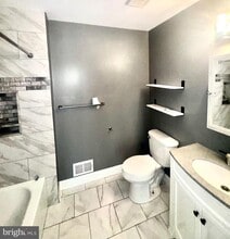 24 Navajo Ct in Galloway, NJ - Building Photo - Building Photo