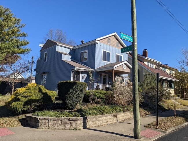 546 E Jenkins Ave in Columbus, OH - Building Photo - Building Photo