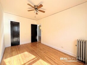 4904 N Hoyne Ave in Chicago, IL - Building Photo - Building Photo