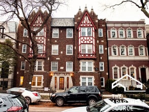 2127 N Dayton St, Unit 308 in Chicago, IL - Building Photo - Building Photo