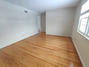 57 Mercury Ct, Unit R1 in West Springfield, MA - Building Photo - Building Photo