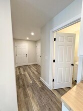 37 Cottage St in Sanford, ME - Foto de edificio - Building Photo