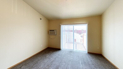 Berry Pointe Luxury Apartments in Tomah, WI - Building Photo - Building Photo
