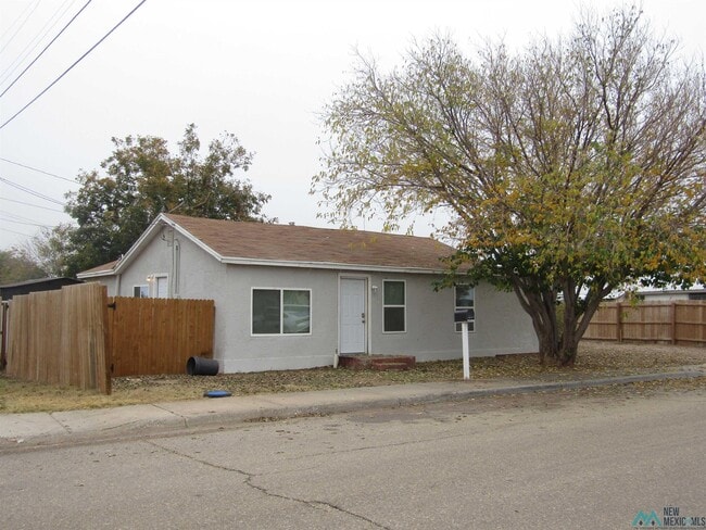 property at 507 S 12th St