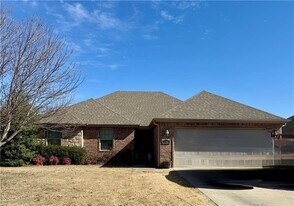 1209 SW Eventide St in Bentonville, AR - Building Photo