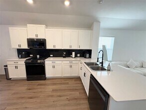 322 Canley Lp in Hutto, TX - Building Photo - Building Photo