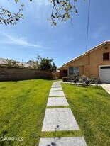 44637 Cerisa St in Lancaster, CA - Building Photo
