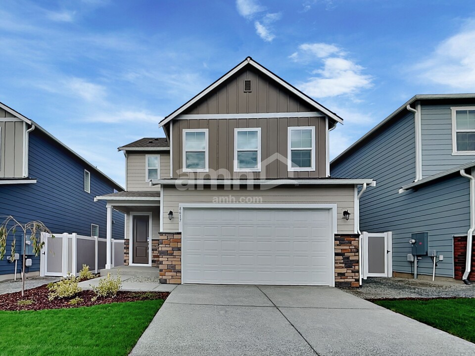 8617 49th Pl NE in Marysville, WA - Building Photo