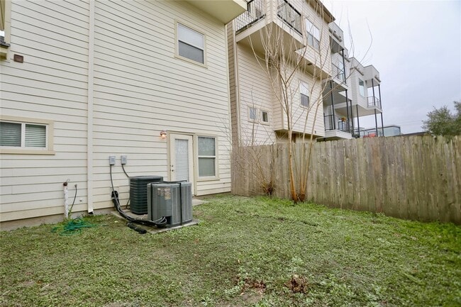 property at 114 Heights Blvd