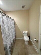 321 Gallery Dr in Spring Lake, NC - Building Photo - Building Photo