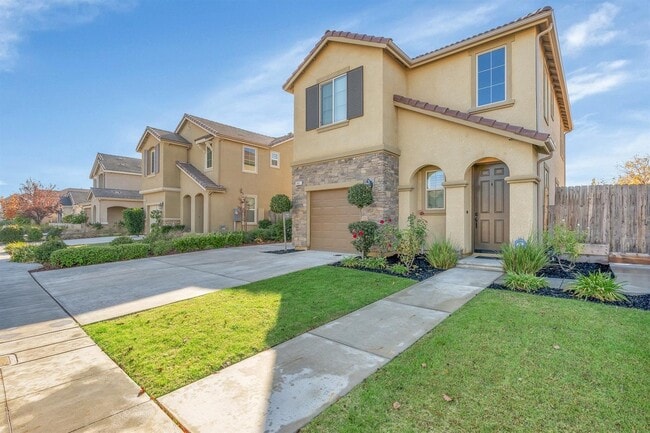 5861 W Parr Ave in Fresno, CA - Building Photo - Building Photo