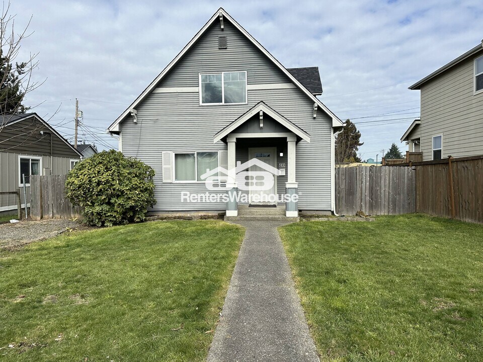 633 E 57th St in Tacoma, WA - Building Photo