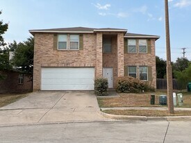 3625 Clydesdale Dr in Denton, TX - Building Photo