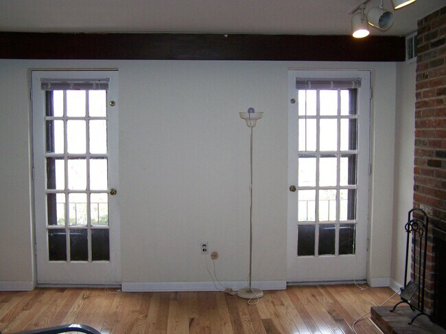 716 N 23rd St in Philadelphia, PA - Building Photo - Building Photo