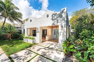 445 NE 76th St in Miami, FL - Building Photo - Building Photo