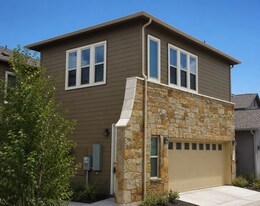 4104 Nitschke St, Unit A in Austin, TX - Building Photo