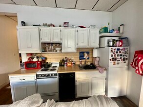 15 Aberdeen St, Unit 1 in Boston, MA - Foto de edificio - Building Photo