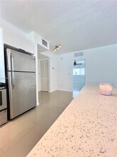 8035 Crespi Blvd in Miami Beach, FL - Building Photo - Building Photo