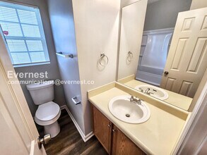 476 Dove Way in Social Circle, GA - Building Photo - Building Photo