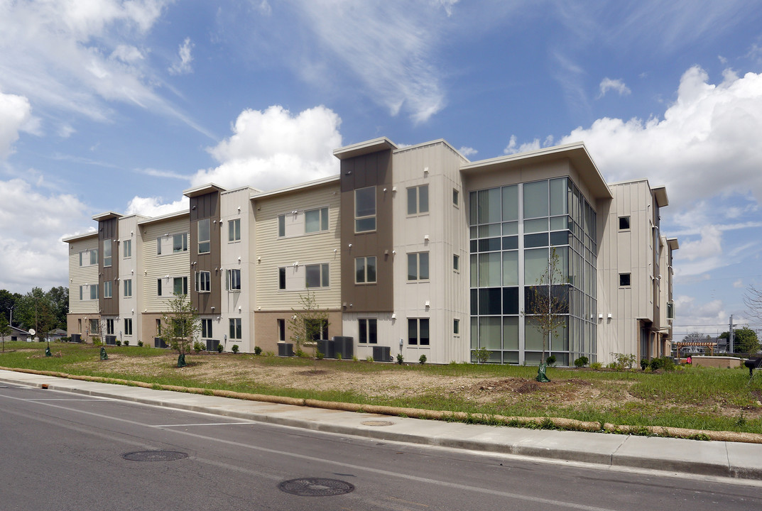 Walnut Commons in Muncie, IN - Building Photo