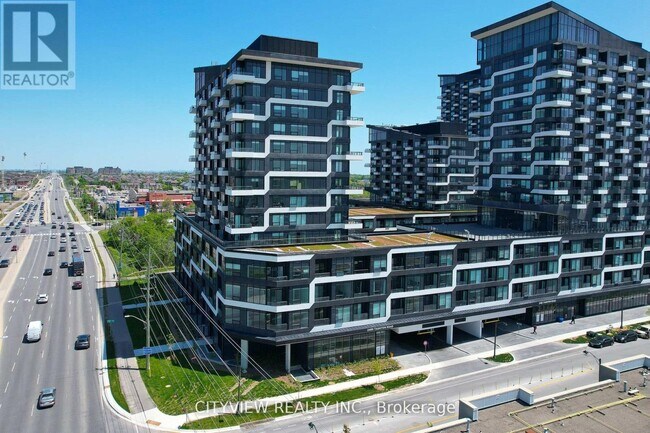 2489 Taunton Rd in Oakville, ON - Building Photo - Building Photo