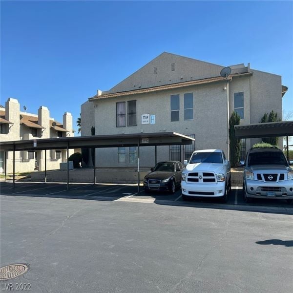 property at 3769 Carlyle Dr