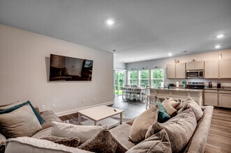 487 Waterend Dr in Little River, SC - Building Photo - Building Photo