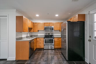 1203 Delafield Pl NW in Washington, DC - Building Photo - Building Photo