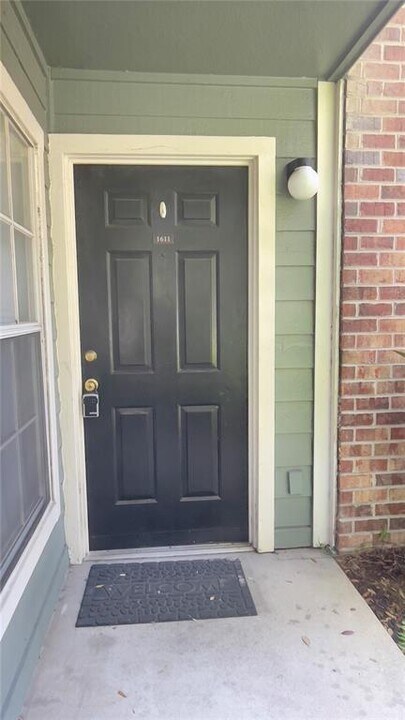 5065 Park Central Dr in Orlando, FL - Building Photo