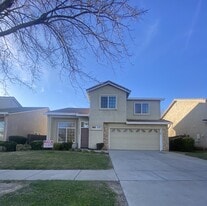 1706 Shay Way in Yuba City, CA - Building Photo