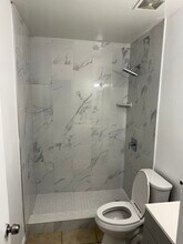 2030 E 140th Ave, Unit 2030 East 140 in Tampa, FL - Foto de edificio - Building Photo