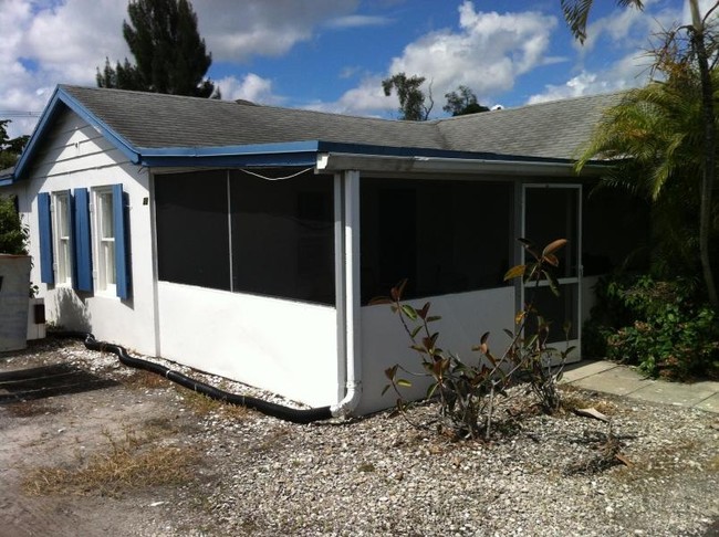 4194 Kirk Rd in Lake Worth, FL - Building Photo - Building Photo