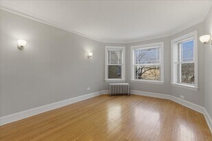 1729 W Thorndale Ave in Chicago, IL - Building Photo