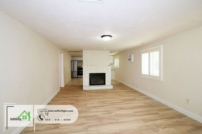 2022 Jewell Ln in Redding, CA - Building Photo - Building Photo