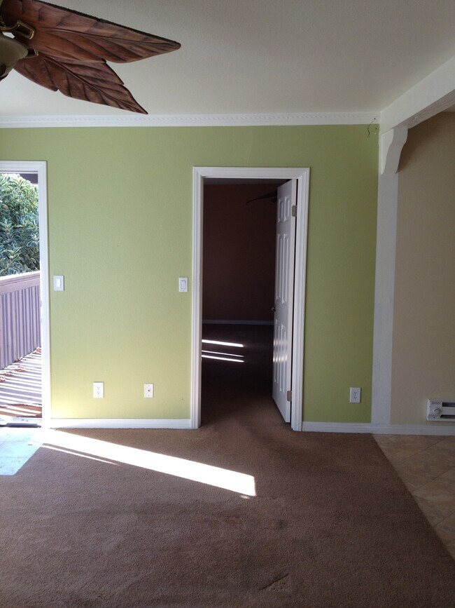 1125 Sepulveda Blvd, Unit K202 in Torrance, CA - Building Photo - Building Photo