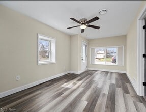 303 Delamere Rd in Vermilion, OH - Building Photo - Building Photo