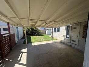 161 Fisher Ct in Calimesa, CA - Building Photo - Building Photo