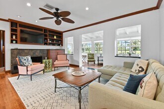 1219 N Lakeside Dr in Lake Worth Beach, FL - Foto de edificio - Building Photo