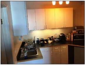 Shilshole View Condominiums in Seattle, WA - Building Photo - Interior Photo