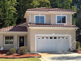 128 Garden Walk in Stockbridge, GA - Building Photo