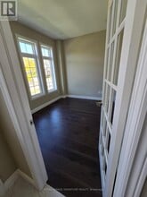152 McKnight Ave in Hamilton, ON - Building Photo - Building Photo