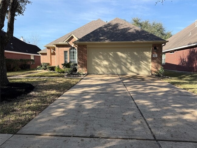 3906 Alpine Cir in Missouri City, TX - Building Photo - Building Photo