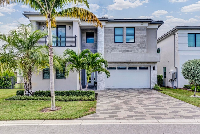 17225 Windy Pointe Ln in Boca Raton, FL - Building Photo - Building Photo
