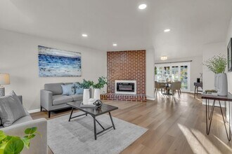 7472 Blue Fox Way in San Ramon, CA - Foto de edificio - Building Photo