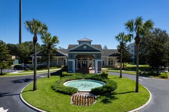 Secret Lake Resort in Kissimmee, FL - Foto de edificio - Building Photo